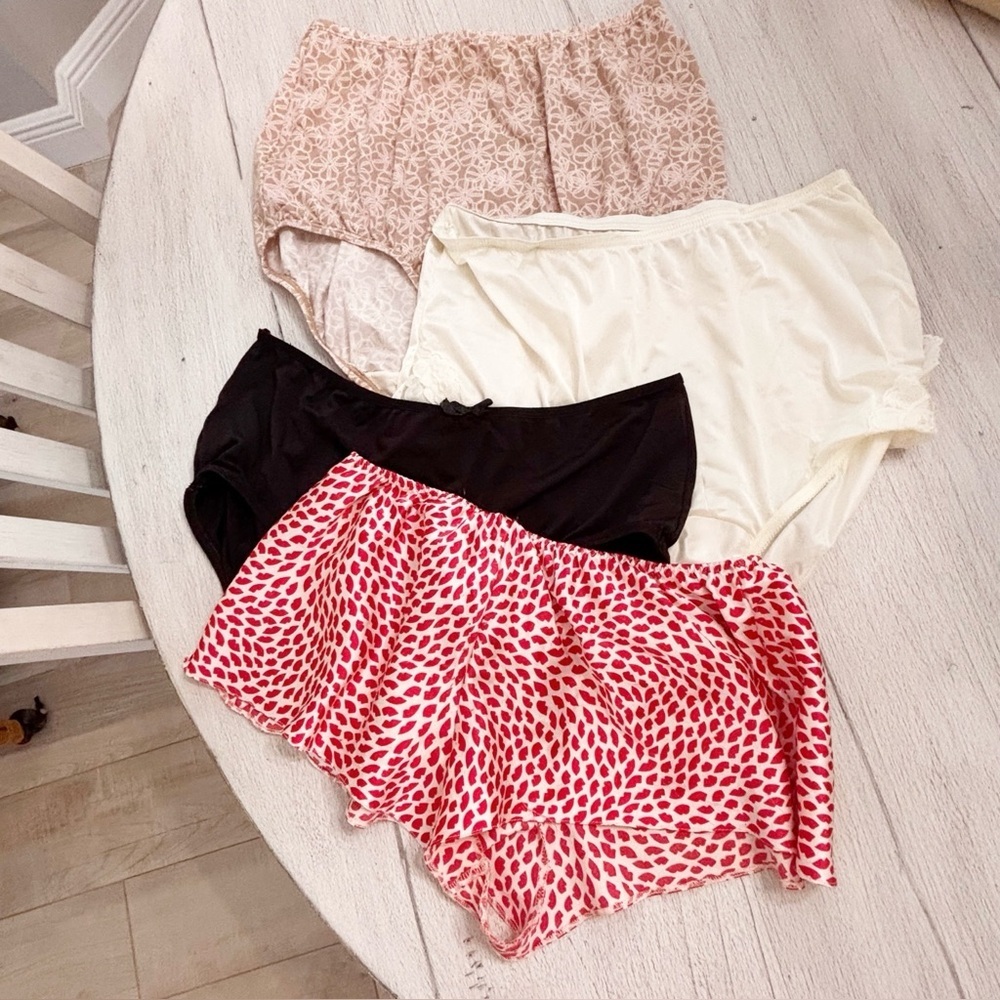 Lot of 4 vintage panties Victoria’s Secret Olga Miscellaneous Colors Sz S-3XL